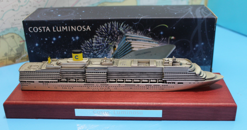 Kreuzfahrtschiff "Costa Luminosa" Hybrid Spirit-/Vista-Klasse (1 St.)  IT 2009 in ca. 1:1400